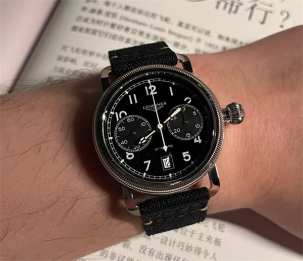 浪琴手表表蒙意外摔碎？别急，专业解决方案在这里（图）